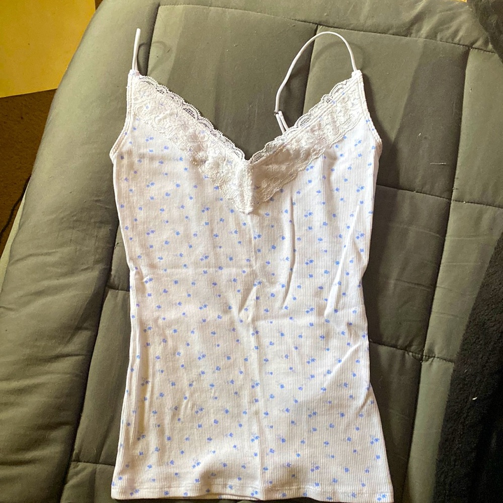 White lace trim Hollister tank with blue flower pattern